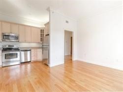 421 Hanover Street, Boston, Massachusetts, 2 Bedrooms Bedrooms, 4 Rooms Rooms,2 BathroomsBathrooms,Residential Lease,For Rent,Hanover Street,73536067
