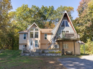 68 Lyon Rd, West Brookfield, Massachusetts, 3 Bedrooms Bedrooms, 16 Rooms Rooms,2 BathroomsBathrooms,Residential,For Sale,Lyon Rd,73536077