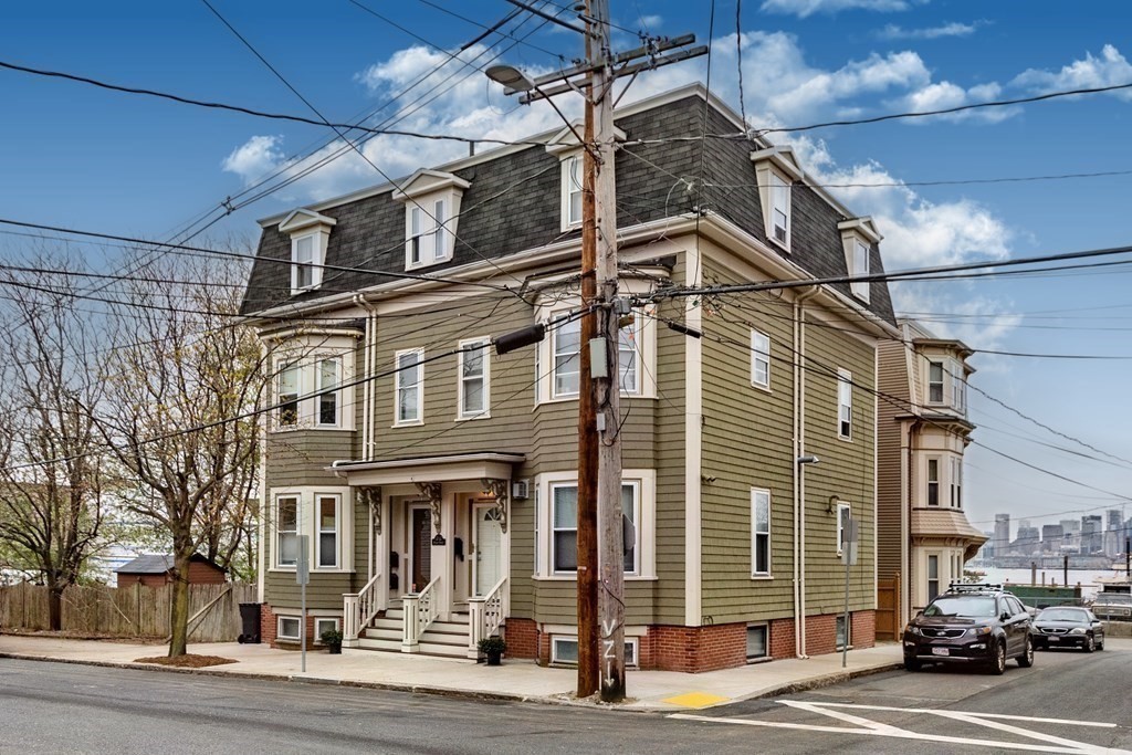 10 Beacon St, Chelsea, Massachusetts, 2 Bedrooms Bedrooms, 6 Rooms Rooms,2 BathroomsBathrooms,Residential Lease,For Rent,Beacon St,73536336