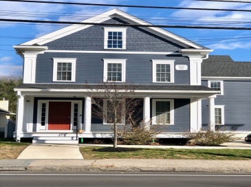 71 North St., Medfield, Massachusetts, 2 Bedrooms Bedrooms, 4 Rooms Rooms,1 BathroomBathrooms,Residential Lease,For Rent,North St.,73514427