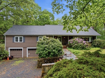 95 Woodridge Rd, Wayland, Massachusetts, 4 Bedrooms Bedrooms, 9 Rooms Rooms,3.5 BathroomsBathrooms,Residential,For Sale,Woodridge Rd,73524646