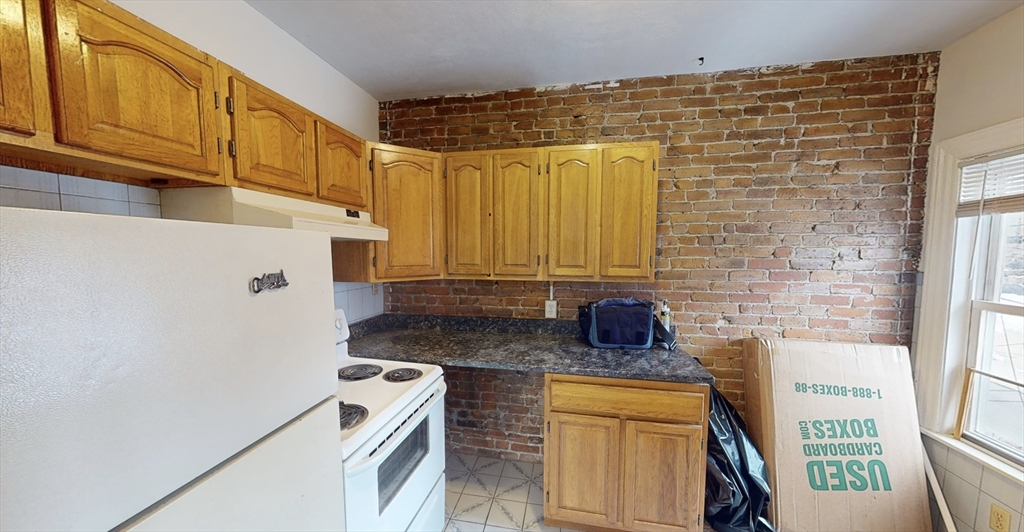 30 Academy Hill Rd, Boston, Massachusetts, 1 Bedroom Bedrooms, 3 Rooms Rooms,1 BathroomBathrooms,Residential Lease,For Rent,Academy Hill Rd,73520123