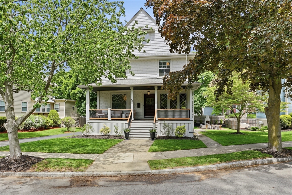 31 North Ave, Melrose, Massachusetts, 5 Bedrooms Bedrooms, 9 Rooms Rooms,3 BathroomsBathrooms,Residential,For Sale,North Ave,73524511