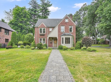 70 Dover Road, Longmeadow, Massachusetts, 5 Bedrooms Bedrooms, 10 Rooms Rooms,3.5 BathroomsBathrooms,Residential,For Sale,Dover Road,73536120 70 Dover Road, Longmeadow, Massachusetts, 5 Bedrooms Bedrooms, 10 Rooms Rooms,3.5 BathroomsBathrooms,Residential,For Sale,Dover Road,73536120