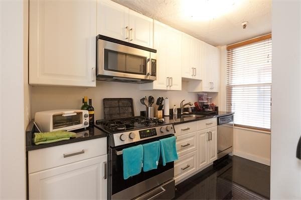 1 Symphony Road, Boston, Massachusetts, 2 Bedrooms Bedrooms, 6 Rooms Rooms,2 BathroomsBathrooms,Residential Lease,For Rent,Symphony Road,73536126