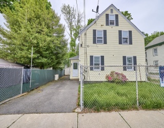 6-8 Plain St, Boston, Massachusetts, 5 Bedrooms Bedrooms, 8 Rooms Rooms,2.5 BathroomsBathrooms,Residential Income,For Sale,Plain St,73526267