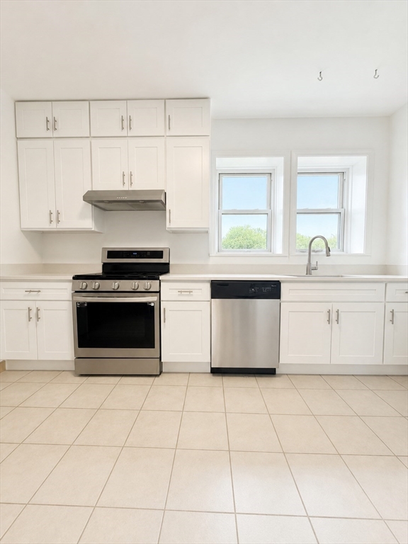 70 Empire St, Boston, Massachusetts, 3 Bedrooms Bedrooms, 5 Rooms Rooms,2 BathroomsBathrooms,Residential Lease,For Rent,Empire St,73536149