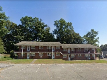 438 Springfield, Agawam, Massachusetts, 16 Bedrooms Bedrooms, 32 Rooms Rooms,16 BathroomsBathrooms,Residential Income,For Sale,Springfield,73536156