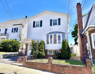 175A Springvale Ave, Everett, Massachusetts, 2 Bedrooms Bedrooms, 5 Rooms Rooms,1 BathroomBathrooms,Residential Lease,For Rent,Springvale Ave,73536160