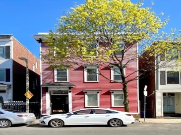 512 East 3rd Street, Boston, Massachusetts, 4 Bedrooms Bedrooms, 13 Rooms Rooms,4 BathroomsBathrooms,Residential Income,For Sale,East 3rd Street,73536178