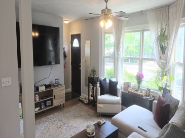 321 North Harvard St, Boston, Massachusetts, 3 Bedrooms Bedrooms, 6 Rooms Rooms,1 BathroomBathrooms,Residential Lease,For Rent,North Harvard St,73536173