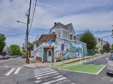 55 Elm St, Somerville, Massachusetts, 4 Bedrooms Bedrooms, 11 Rooms Rooms,3 BathroomsBathrooms,Residential Income,For Sale,Elm St,73536182