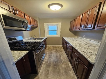 762 Globe Street, Fall River, Massachusetts, 3 Bedrooms Bedrooms, 5 Rooms Rooms,1 BathroomBathrooms,Residential Lease,For Rent,Globe Street,73536203
