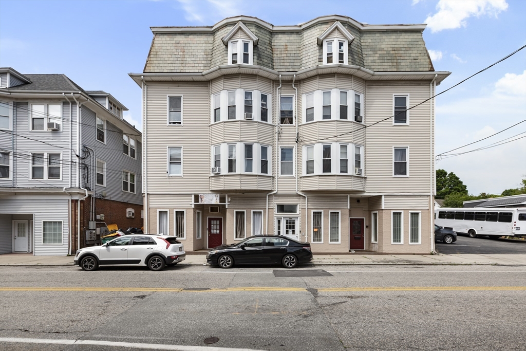 584 N Main St, Woonsocket, Rhode Island, ,Commercial Sale,For Sale,N Main St,73536204
