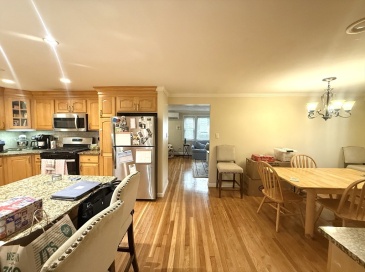 83 Ralph St., Watertown, Massachusetts, 3 Bedrooms Bedrooms, 6 Rooms Rooms,2 BathroomsBathrooms,Residential Lease,For Rent,Ralph St.,73536210