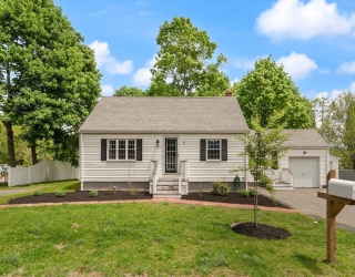 32 Prince St, Danvers, Massachusetts, ,Commercial Lease,For Rent,Prince St,73536224