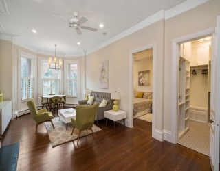 320 Commonwealth Ave, Boston, Massachusetts, 1 Bedroom Bedrooms, 3 Rooms Rooms,1 BathroomBathrooms,Residential Lease,For Rent,Commonwealth Ave,73536243