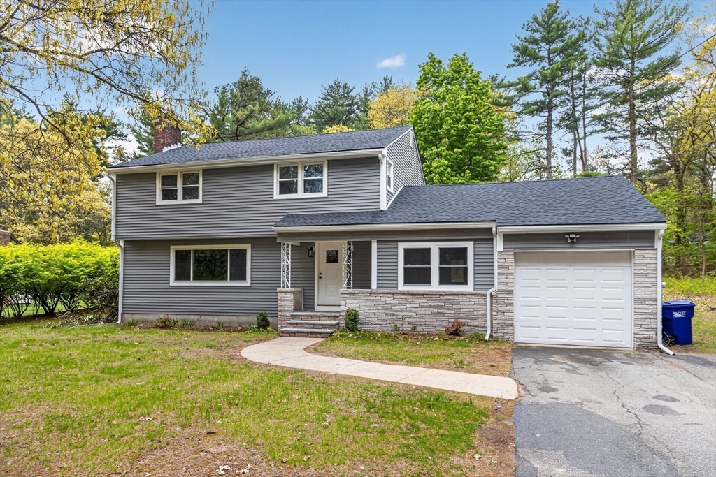61 Jordan St, Chelmsford, Massachusetts, 4 Bedrooms Bedrooms, 8 Rooms Rooms,3.5 BathroomsBathrooms,Residential,For Sale,Jordan St,73519086