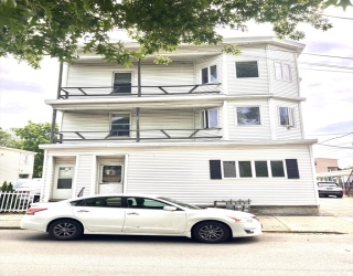 49 North Federal St, Lynn, Massachusetts, 3 Bedrooms Bedrooms, 6 Rooms Rooms,1 BathroomBathrooms,Residential Lease,For Rent,North Federal St,73536367