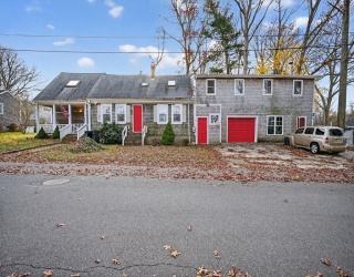 40 Golf Street, Dartmouth, Massachusetts, 4 Bedrooms Bedrooms, 10 Rooms Rooms,2.5 BathroomsBathrooms,Residential,For Sale,Golf Street,73536379
