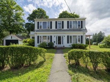 129 Collins St, Danvers, Massachusetts, 4 Bedrooms Bedrooms, 8 Rooms Rooms,2 BathroomsBathrooms,Residential,For Sale,Collins St,73536386