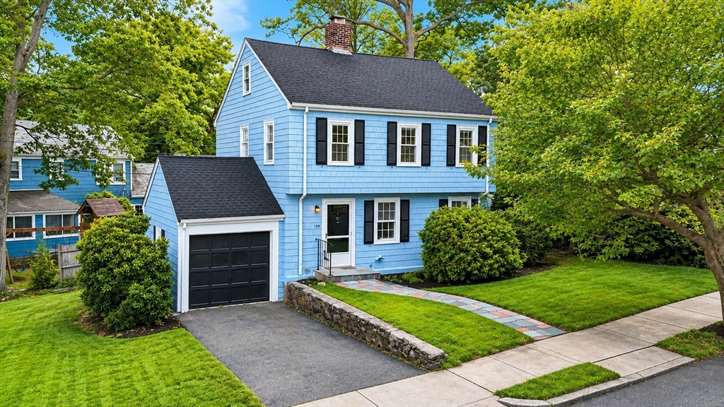 159 Payson Rd, Brookline, Massachusetts, 3 Bedrooms Bedrooms, 8 Rooms Rooms,1 BathroomBathrooms,Residential Lease,For Rent,Payson Rd,73536392