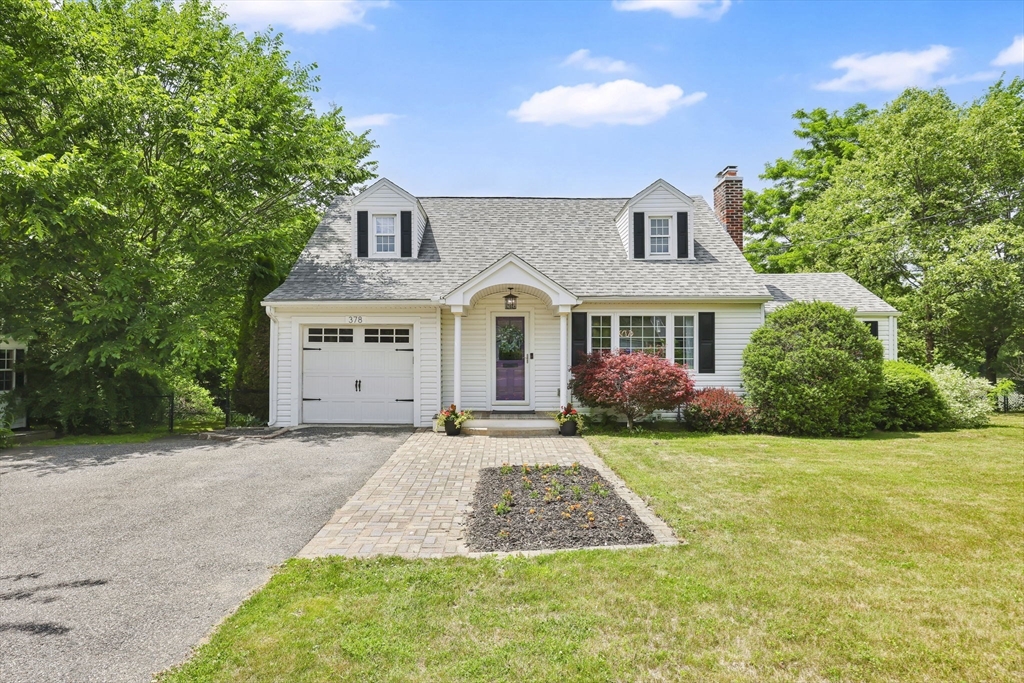 378 Roosevelt Ave, Springfield, Massachusetts, 3 Bedrooms Bedrooms, 7 Rooms Rooms,1 BathroomBathrooms,Residential,For Sale,Roosevelt Ave,73534783
