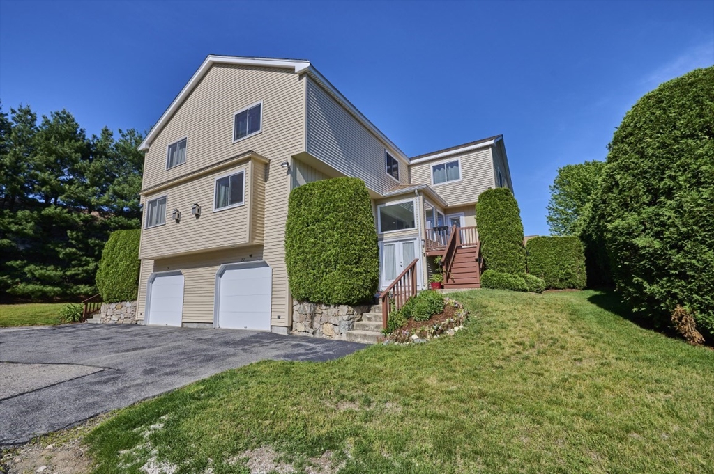 22 Algonquin Trl, Ashland, Massachusetts, 2 Bedrooms Bedrooms, 5 Rooms Rooms,2.5 BathroomsBathrooms,Residential,For Sale,Algonquin Trl,73536443
