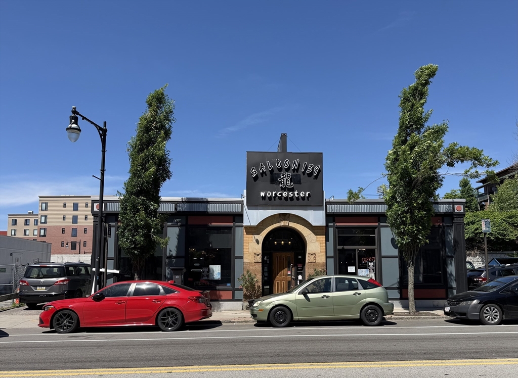 139 Green St, Worcester, Massachusetts, ,Commercial Sale,For Sale,Green St,73536407
