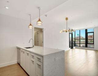 40 Traveler Street, Boston, Massachusetts, 2 Bedrooms Bedrooms, 3 Rooms Rooms,2 BathroomsBathrooms,Residential Lease,For Rent,Traveler Street,73536479