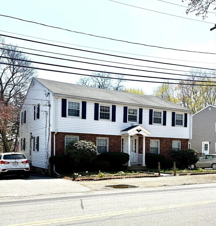 124 Salem St, Wakefield, Massachusetts, 1 Bedroom Bedrooms, 4 Rooms Rooms,1 BathroomBathrooms,Residential Lease,For Rent,Salem St,73536505