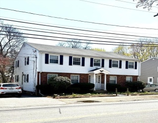 124 Salem St, Wakefield, Massachusetts, 1 Bedroom Bedrooms, 4 Rooms Rooms,1 BathroomBathrooms,Residential Lease,For Rent,Salem St,73536505