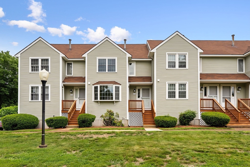 144 Patrick Rd, Tewksbury, Massachusetts, 2 Bedrooms Bedrooms, 5 Rooms Rooms,1.5 BathroomsBathrooms,Residential,For Sale,Patrick Rd,73536589