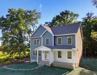 27 Woodside Rd, Spencer, Massachusetts, 4 Bedrooms Bedrooms, 7 Rooms Rooms,3 BathroomsBathrooms,Residential,For Sale,Woodside Rd,73536621
