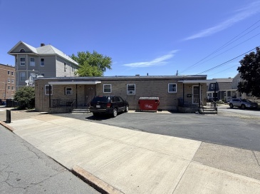 1840-1846 Acushnet Ave, New Bedford, Massachusetts, 17 Bedrooms Bedrooms, 17 Rooms Rooms,6 BathroomsBathrooms,Residential Income,For Sale,Acushnet Ave,73536620