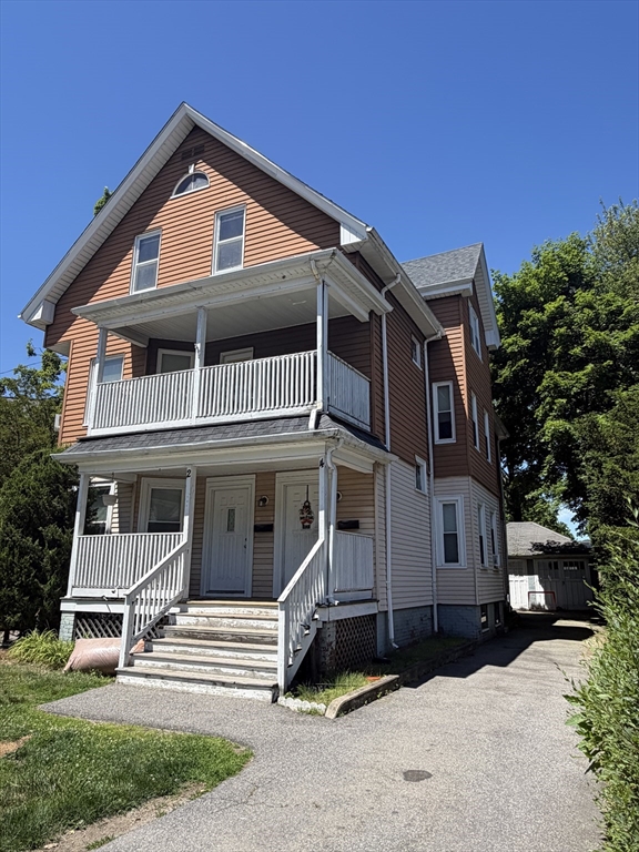 2 Hope St, Attleboro, Massachusetts, 6 Bedrooms Bedrooms, 15 Rooms Rooms,3 BathroomsBathrooms,Residential Income,For Sale,Hope St,73536559