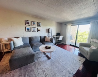 165 Quincy Shore Drive, Quincy, Massachusetts, 2 Bedrooms Bedrooms, 7 Rooms Rooms,2 BathroomsBathrooms,Residential Lease,For Rent,Quincy Shore Drive,73536662