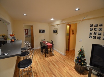 94 Pleasant St, Brookline, Massachusetts, 2 Bedrooms Bedrooms, 3 Rooms Rooms,1 BathroomBathrooms,Residential Lease,For Rent,Pleasant St,73530557 94 Pleasant St, Brookline, Massachusetts, 2 Bedrooms Bedrooms, 3 Rooms Rooms,1 BathroomBathrooms,Residential Lease,For Rent,Pleasant St,73530557