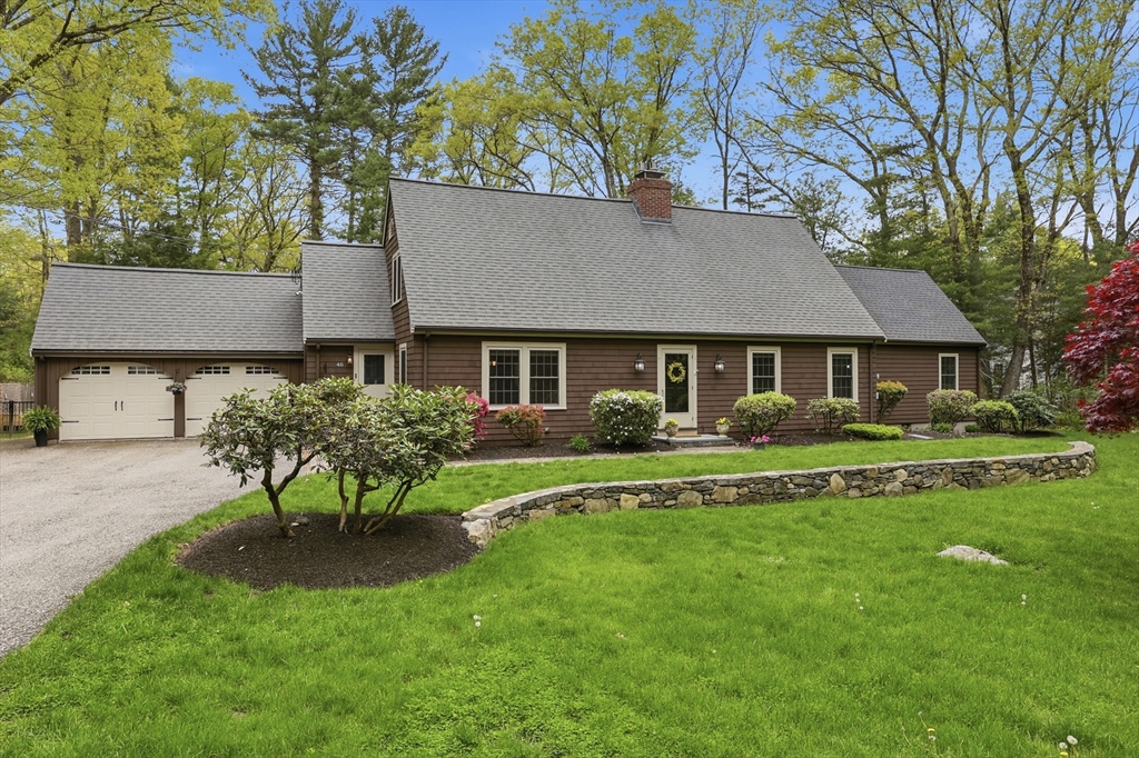 46 Hayden Lane, Bedford, Massachusetts, 4 Bedrooms Bedrooms, 8 Rooms Rooms,2.5 BathroomsBathrooms,Residential,For Sale,Hayden Lane,73518064