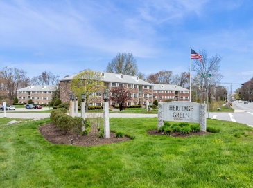 103 Farrwood, North Andover, Massachusetts, 2 Bedrooms Bedrooms, 4 Rooms Rooms,1 BathroomBathrooms,Residential,For Sale,Farrwood,73519083 103 Farrwood, North Andover, Massachusetts, 2 Bedrooms Bedrooms, 4 Rooms Rooms,1 BathroomBathrooms,Residential,For Sale,Farrwood,73519083
