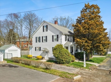 323 Washington Street, Norwood, Massachusetts, 4 Bedrooms Bedrooms, 8 Rooms Rooms,2 BathroomsBathrooms,Residential,For Sale,Washington Street,73503409