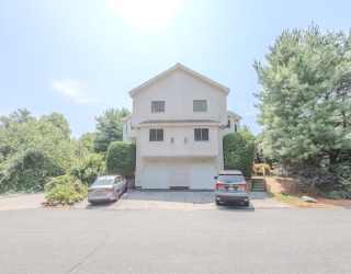 445 Captain Eames Cir, Ashland, Massachusetts, 2 Bedrooms Bedrooms, 5 Rooms Rooms,2.5 BathroomsBathrooms,Residential Lease,For Rent,Captain Eames Cir,73536192