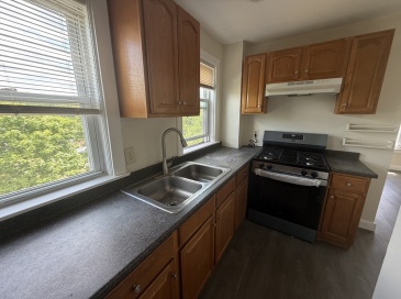 287 Grove, Brockton, Massachusetts, 3 Bedrooms Bedrooms, 6 Rooms Rooms,1 BathroomBathrooms,Residential Lease,For Rent,Grove,73536699 287 Grove, Brockton, Massachusetts, 3 Bedrooms Bedrooms, 6 Rooms Rooms,1 BathroomBathrooms,Residential Lease,For Rent,Grove,73536699