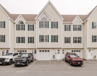 16 Clifton Street, Taunton, Massachusetts, 2 Bedrooms Bedrooms, 5 Rooms Rooms,2.5 BathroomsBathrooms,Residential,For Sale,Clifton Street,73536702