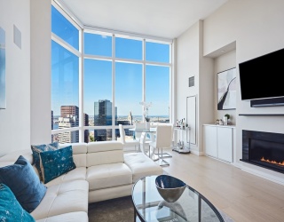 1 Franklin St, Boston, Massachusetts, 2 Bedrooms Bedrooms, 5 Rooms Rooms,2.5 BathroomsBathrooms,Residential Lease,For Rent,Franklin St,73536717