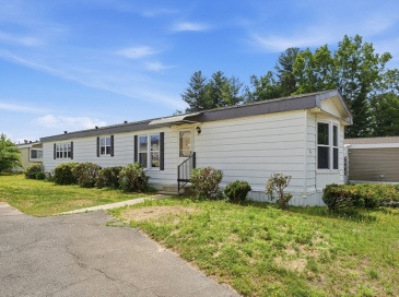 21 Fourth Ave, Westfield, Massachusetts, 2 Bedrooms Bedrooms, 4 Rooms Rooms,2 BathroomsBathrooms,Residential,For Sale,Fourth Ave,73536733