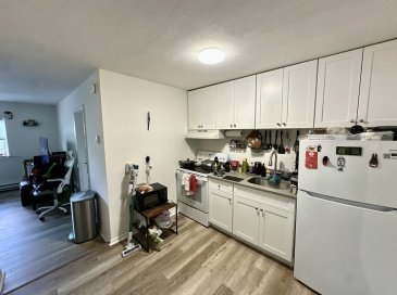 720 Bennington, Boston, Massachusetts, 1 Bedroom Bedrooms, 4 Rooms Rooms,1 BathroomBathrooms,Residential Lease,For Rent,Bennington,73536741 720 Bennington, Boston, Massachusetts, 1 Bedroom Bedrooms, 4 Rooms Rooms,1 BathroomBathrooms,Residential Lease,For Rent,Bennington,73536741