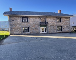 225 Middlesex Turnpike, Burlington, Massachusetts, 3 Bedrooms Bedrooms, 7 Rooms Rooms,2.5 BathroomsBathrooms,Residential,For Sale,Middlesex Turnpike,73536685