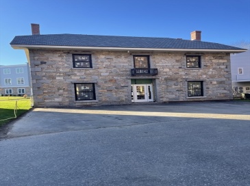 225 Middlesex Turnpike, Burlington, Massachusetts, 3 Bedrooms Bedrooms, 7 Rooms Rooms,2.5 BathroomsBathrooms,Residential,For Sale,Middlesex Turnpike,73536685