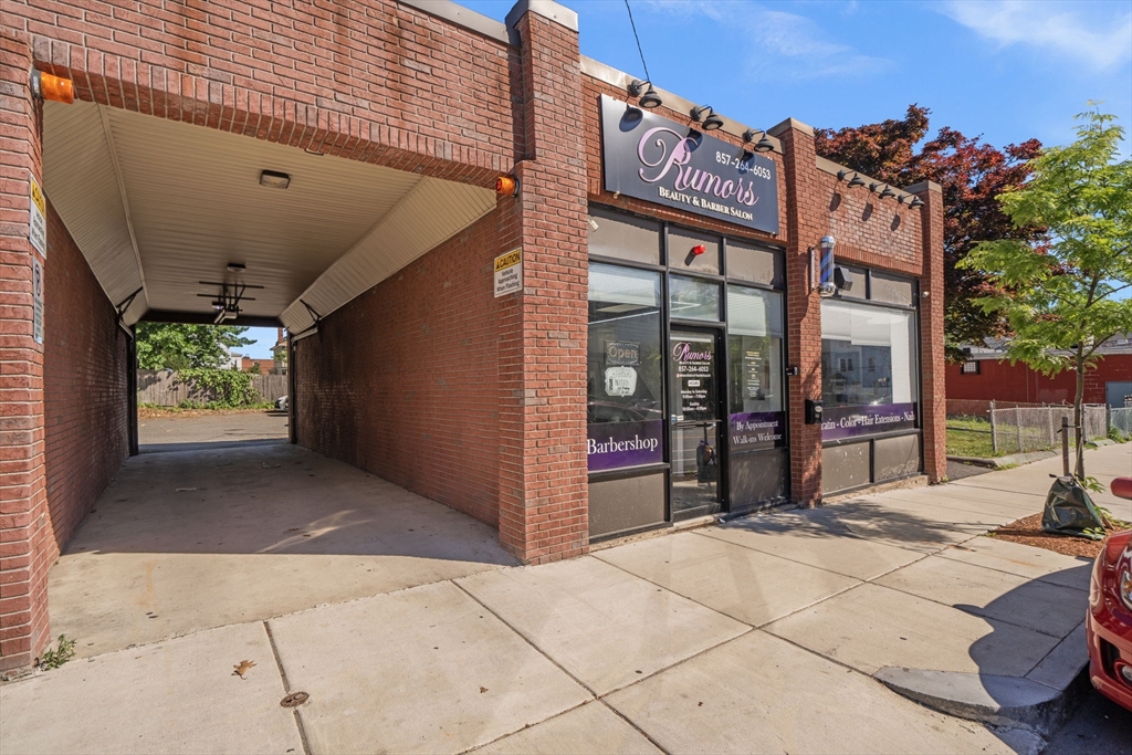 688 Broadway, Chelsea, Massachusetts, ,Commercial Sale,For Sale,Broadway,73536689